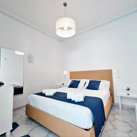 Kalinifta Oda ve Kahvaltı