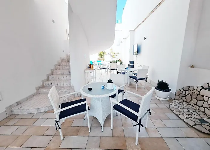 Kalinifta לינה וארוחת בוקר פורטו צ'זראו